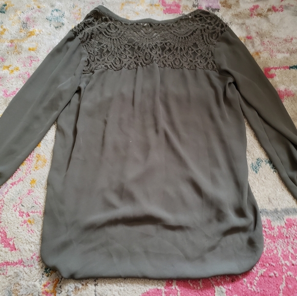 Button down shirt - Picture 2 of 2